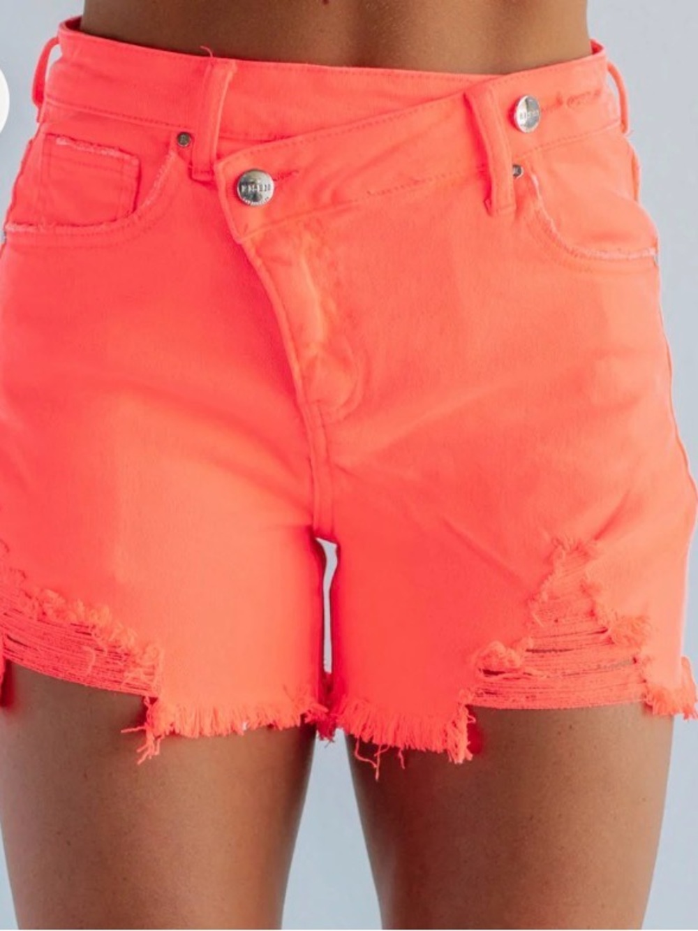 Risen Aliyah Distressed Denim Shorts Coral Pink Size Small NWT